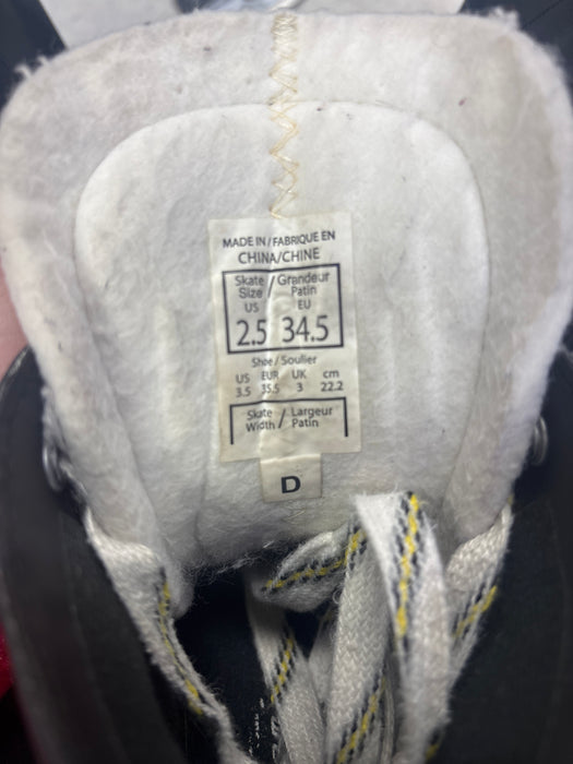 Used CCM Tacks 9060 Player Skate Junior Size 2.5