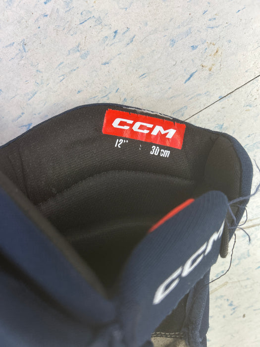 Used CCM Tacks AS550 Player Gloves