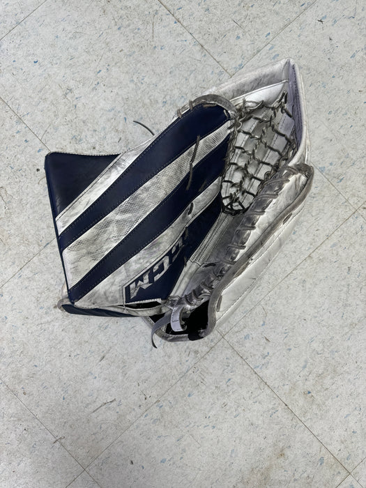 Used CCM Eflex 5.9 Intermediate Catcher