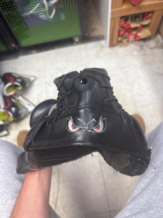 Used Brian’s Iconik X Goalie Catcher Size Junior