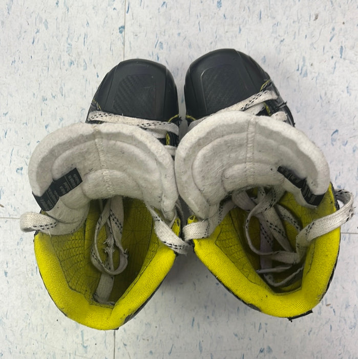 Used Bauer Supreme 3S Size 3.5 Goal Skates