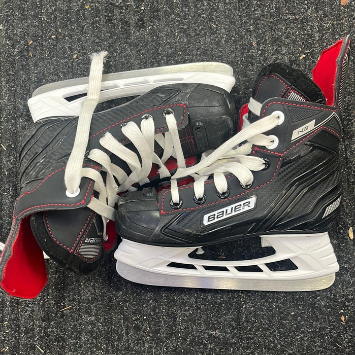 Used Bauer NS Size 13 Youth Player Skates