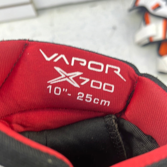 Used Bauer Vapor X700 10" Gloves