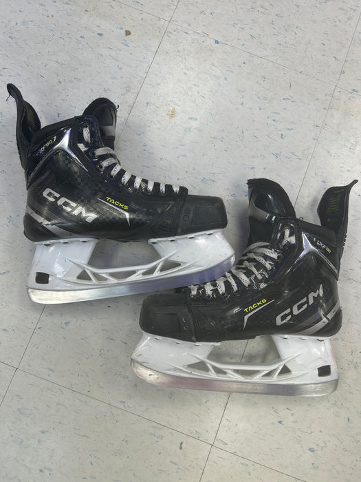 Used CCM Tacks XF80 Senior Player Skates