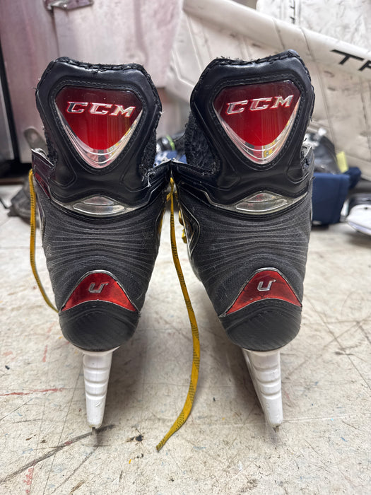 Used CCM U+10 Size 7.5E Skates