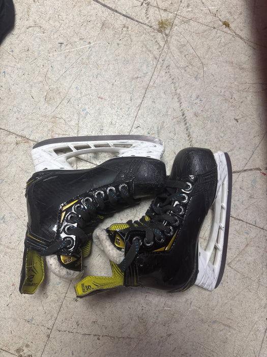 Used Bauer Supreme 2s Skates Size Youth 11.0 D