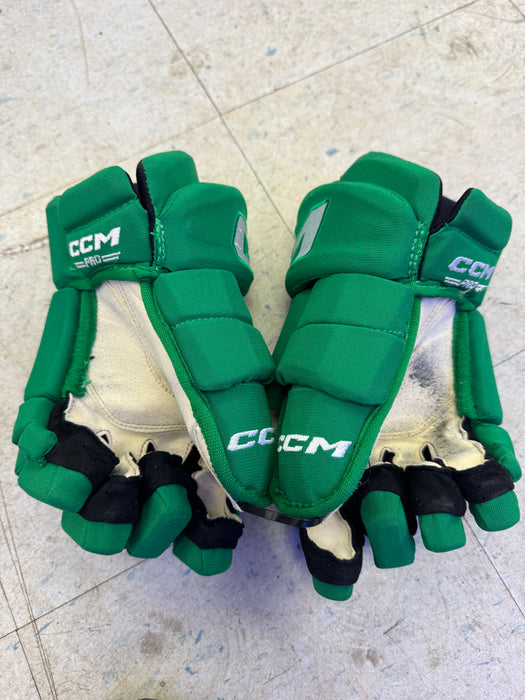 Toronto Maples Leafs Pro Stock CCM 14” Gloves Kral