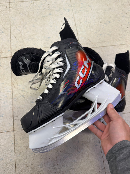 Used CCM FT860 Senior Skates Size 7.0