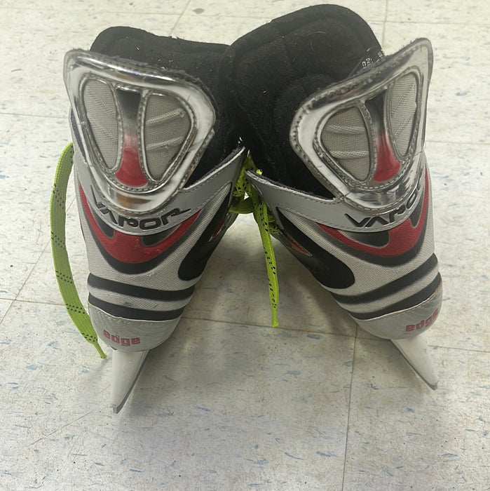 Used Nike Bauer Vapor Edge Size 3 Player Skates