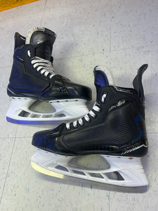 Used Bauer Supreme SHADOW Maple Leafs Pro Stock - Philipe Myers - Size 9.5 Skates