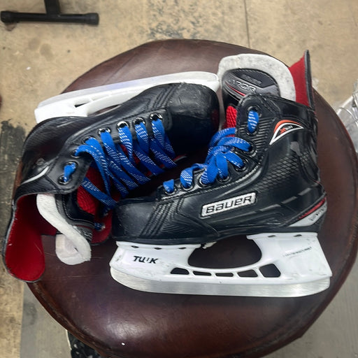 Used Bauer Vapor X500 Size 12 Youth Skates
