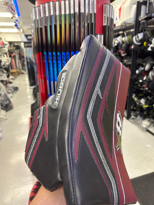 Demo Brian’s Iconik 33+1” Senior Goal Set