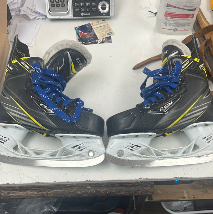 Used CCM Tacks 5092 2D Player Skates