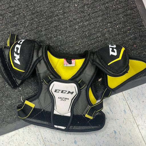 Used CCM Tacks Ultra 2.0 Youth Medium Shoulder Pads