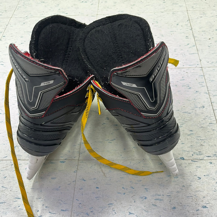 Used Bauer NS Size 6 Player Skates