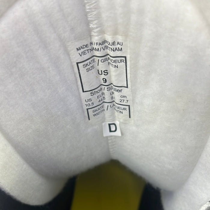 Used CCM Tacks 9350 Size 9 Player Skates