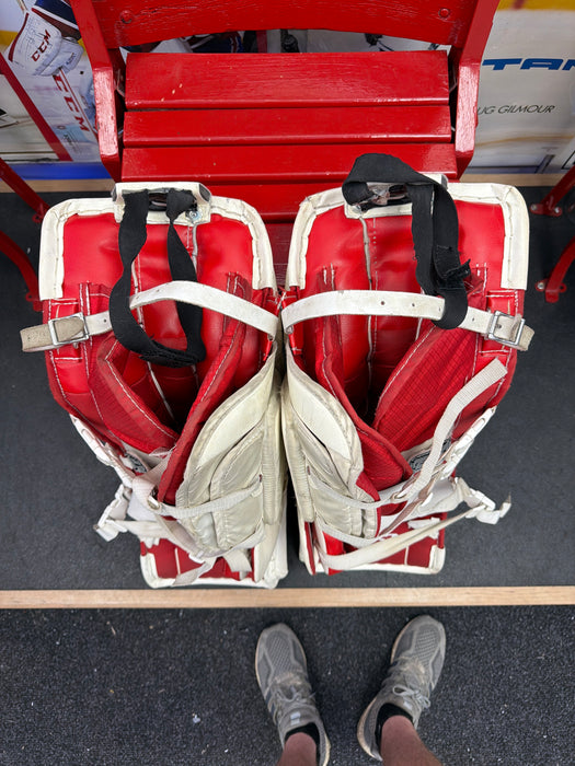 Used CCM Premier R1.5 28+1” Goal Pad
