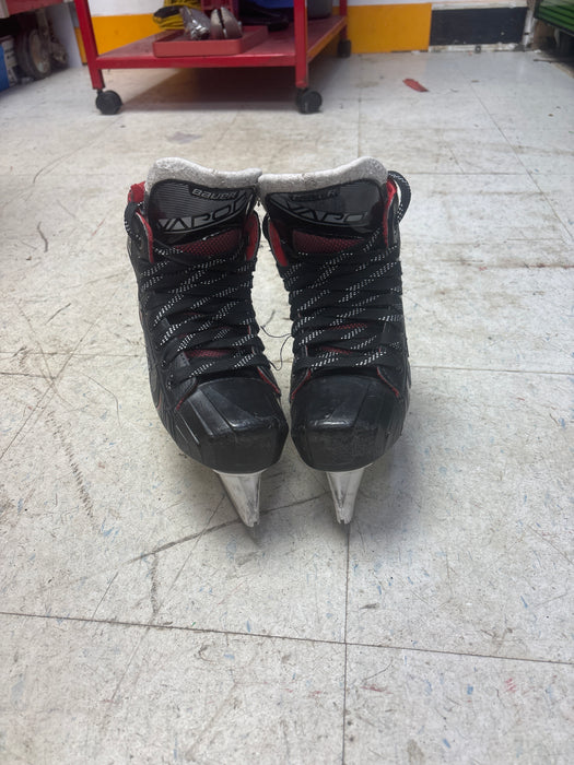 Used Bauer Vapor X2.7 Skates Size 2.0 D