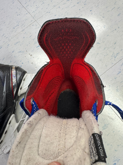 Used Bauer Vapor X2.7 Skates 12.5