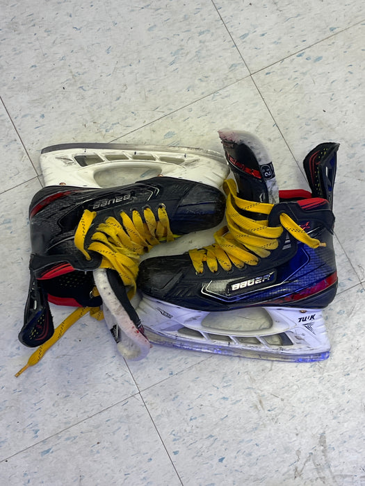 Used Bauer Vapor 2X Size 2.5 Skates