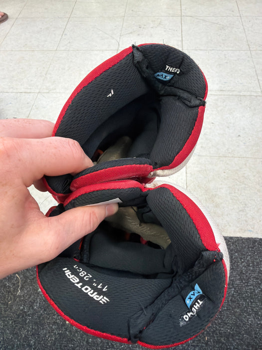 Used Bauer Vapor Pro 11” Glove