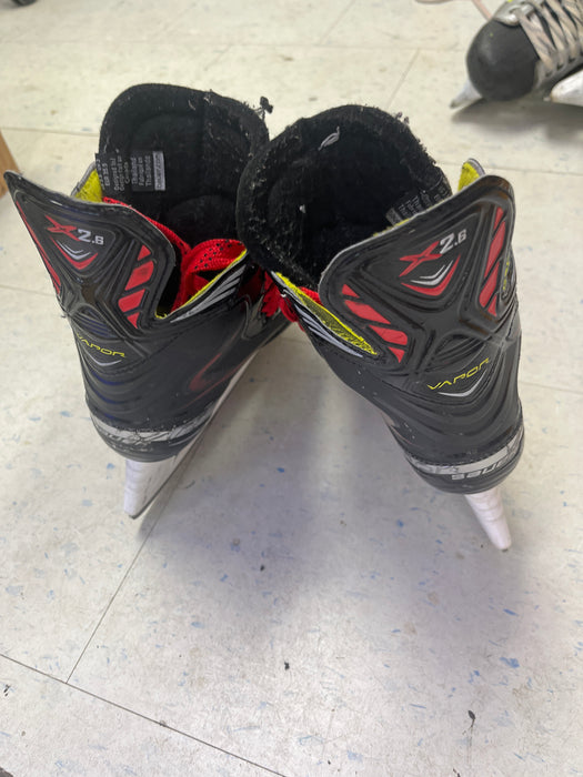 Used Bauer Vapor X2.6 Size 2.5 Skates