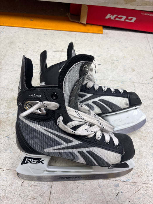 Used Reebok 3k Size 3.0 Skates