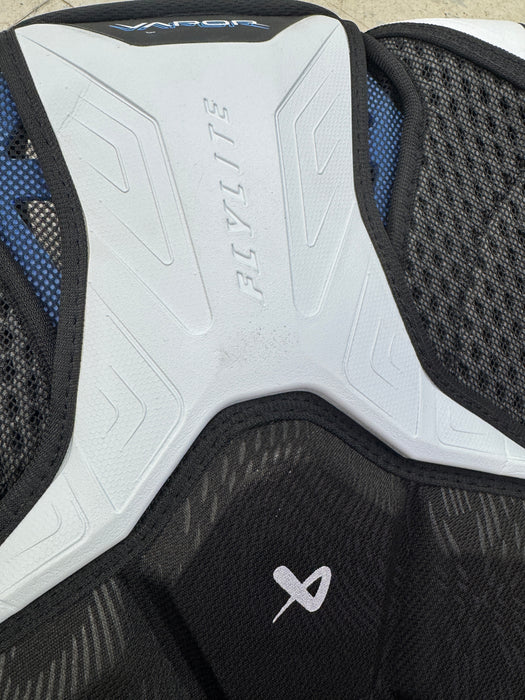 Bauer 'Demo' Vapor FlyLite Shoulder Pads Senior