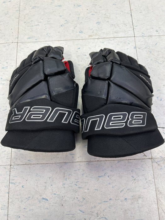 Used Bauer Vapor 3X Player Gloves