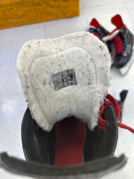 Used CCM JetSpeed FT340 Junior Player Skates