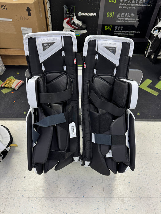 Vaugh Velocity V10 Pro Carbon Goalie Pad Set 34" + 2" Senior