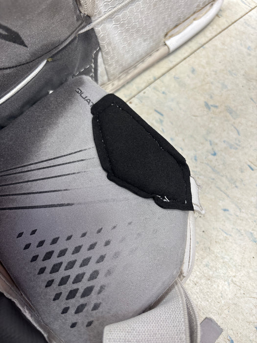 Used Bauer Vapor 2x Intermediate Medium (31+) Pads