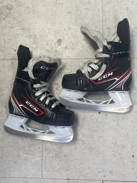 Used CCM FT340 Size 6 Youth Skates