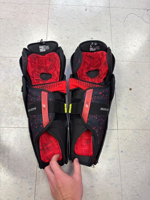 Used Bauer Vapor 3x 14” Shin Guards