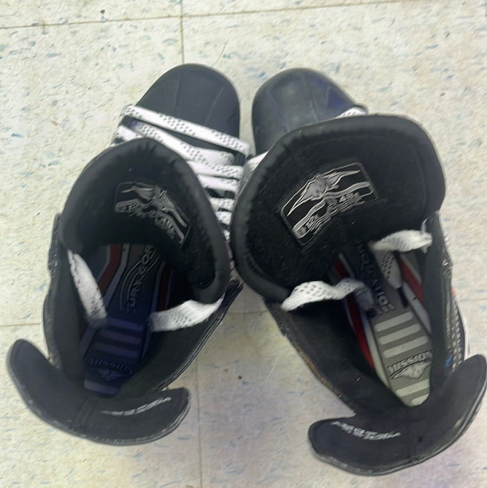 Used Mission C4 12 E Player Skates