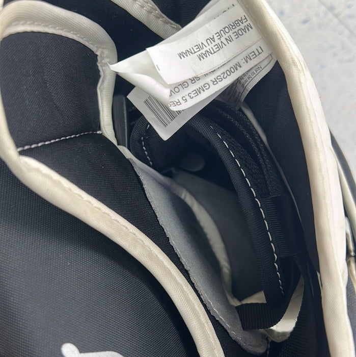 Used CCM EFlex 3.5 Senior Catcher