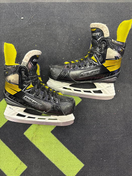 Used Bauer Supreme 3S 13.5Y Youth Player Skates