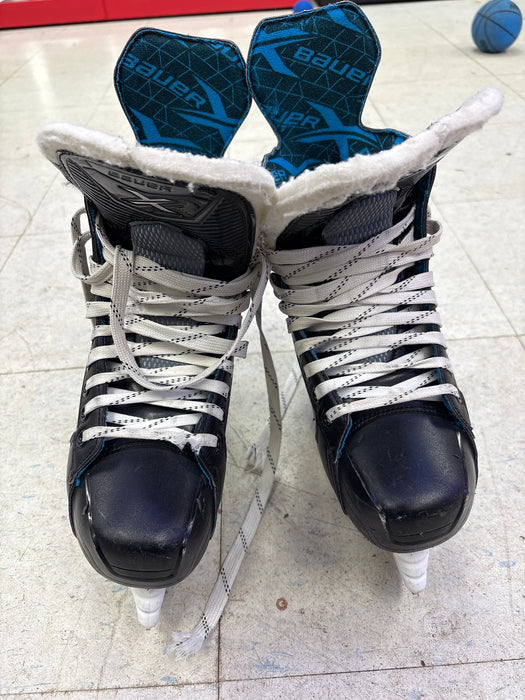 Used Bauer X Size 6.5 D Skate