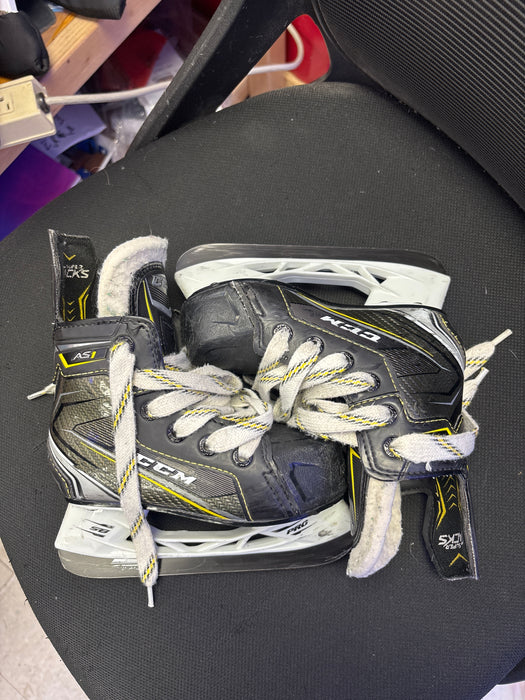 Used CCM Tacks AS1 Size 10.0 Youth Skates