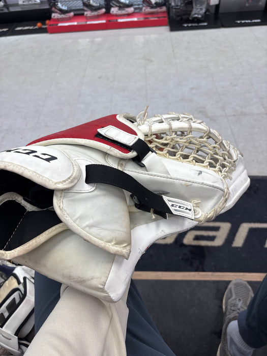 Used CCM EFlex 5.5 Junior Catcher