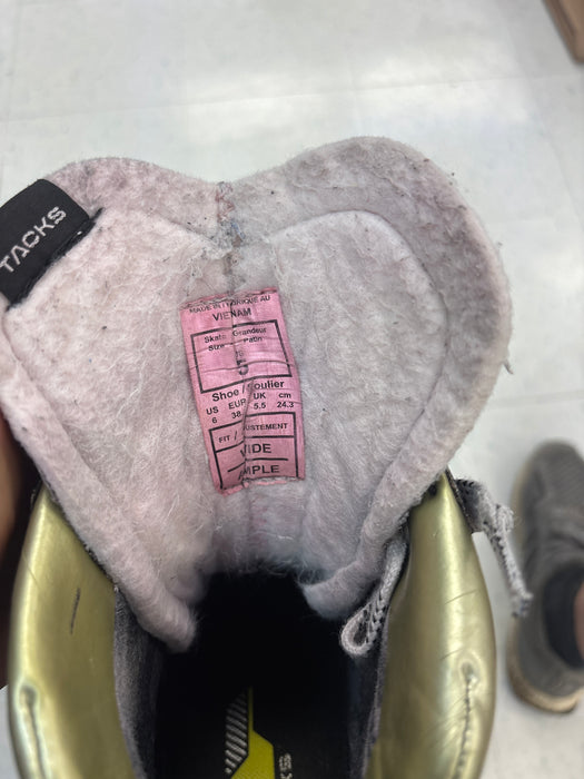 Used CCM Tacks AS-590 5.0 Wide Skate