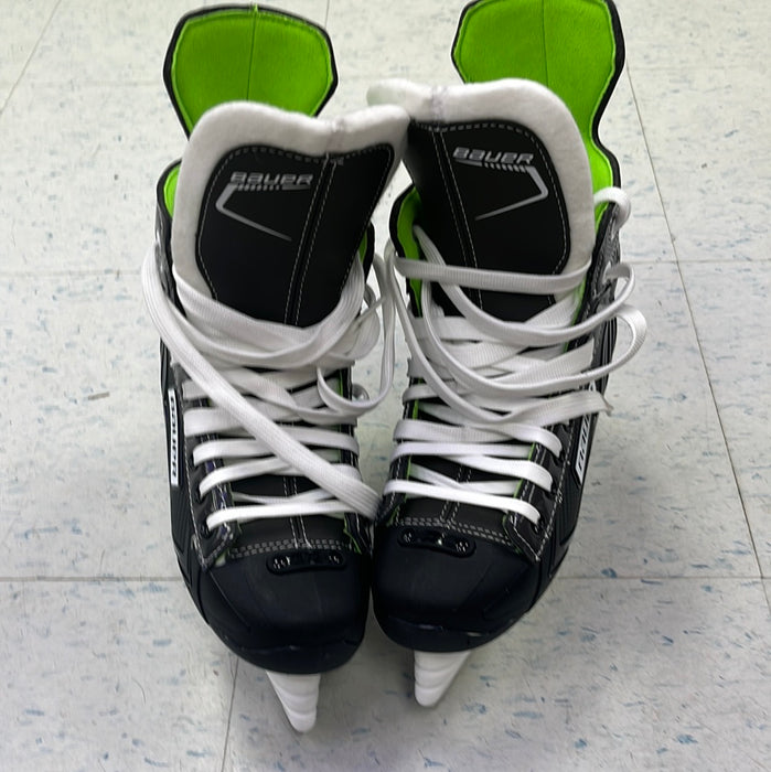 Used Bauer Vapor XLS Size 5 Player Skates