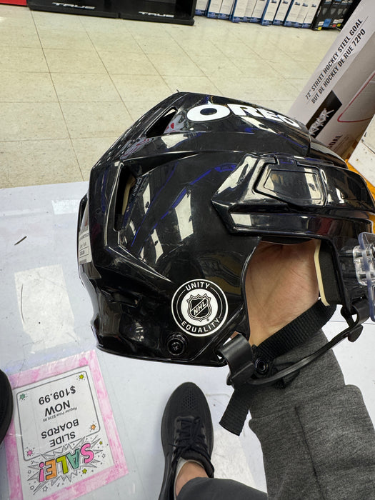 NHL Toronto Maple Leafs Pro Stock CCM Vector 08 Helmet