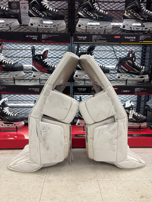 Used Brian’s Iconik 33+1 Senior Goal Pads