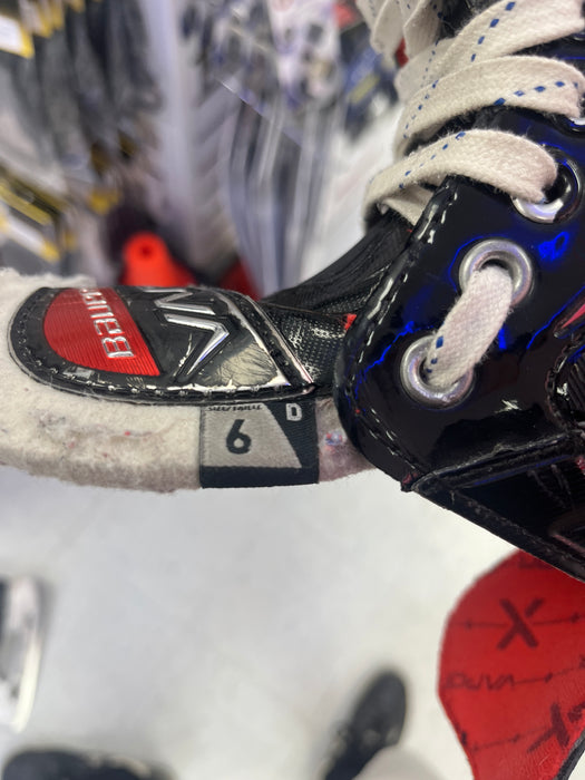 Used Bauer Vapor X3.7 Size 6 Skates