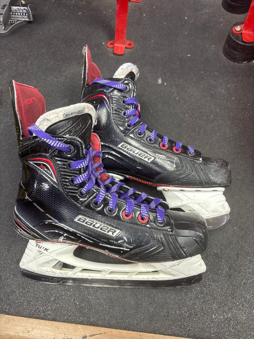 Used Bauer Vapor x900 Skates Size 5.5 D