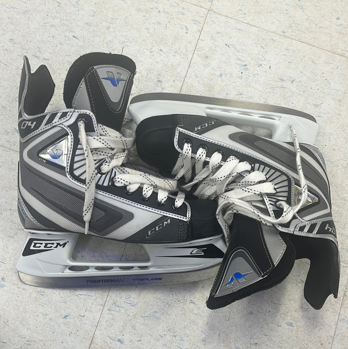 Used CCM Vector 04 Size 5 Player Skates