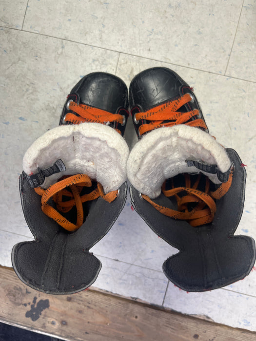 Used Bauer Vapor X60 Size 11.5 Youth Skates