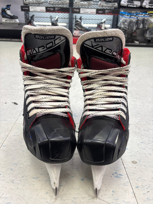 Used Bauer Vapor x2.7 Size 9.0D Goal Skates