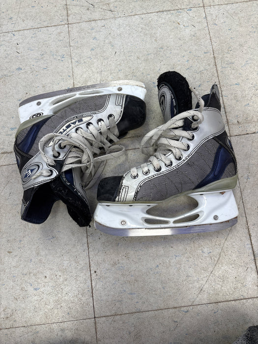 Used Easton Ultra Comp Intermediate Skate 4.0 D